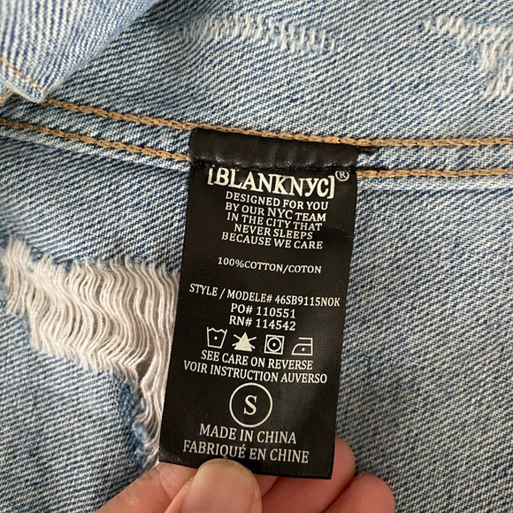 BLANK NYC Raw Hem Distressed Denim Jean Jacket: size Small - Picture 13 of 14
